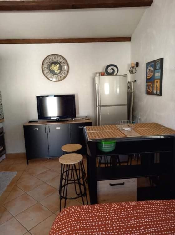 Studio Climatise Dans Villa Calme A 15Km De Cannes Peymeinade Exterior foto